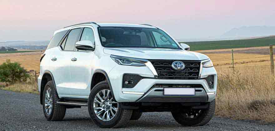 Toyota Fortuner car rental service in Chennai, affordable Toyota Fortuner rentals Chennai, Toyota Fortuner self-drive rental Chennai, chauffeur-driven Toyota Fortuner rental Chennai, corporate Toyota Fortuner rentals Chennai, budget-friendly Toyota Fortuner rentals Chennai, Toyota Fortuner airport transfer service Chennai, Toyota Fortuner for weddings Chennai
